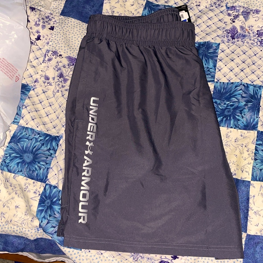 Under Armour Gray Athletic Shorts with Elastic Waistband